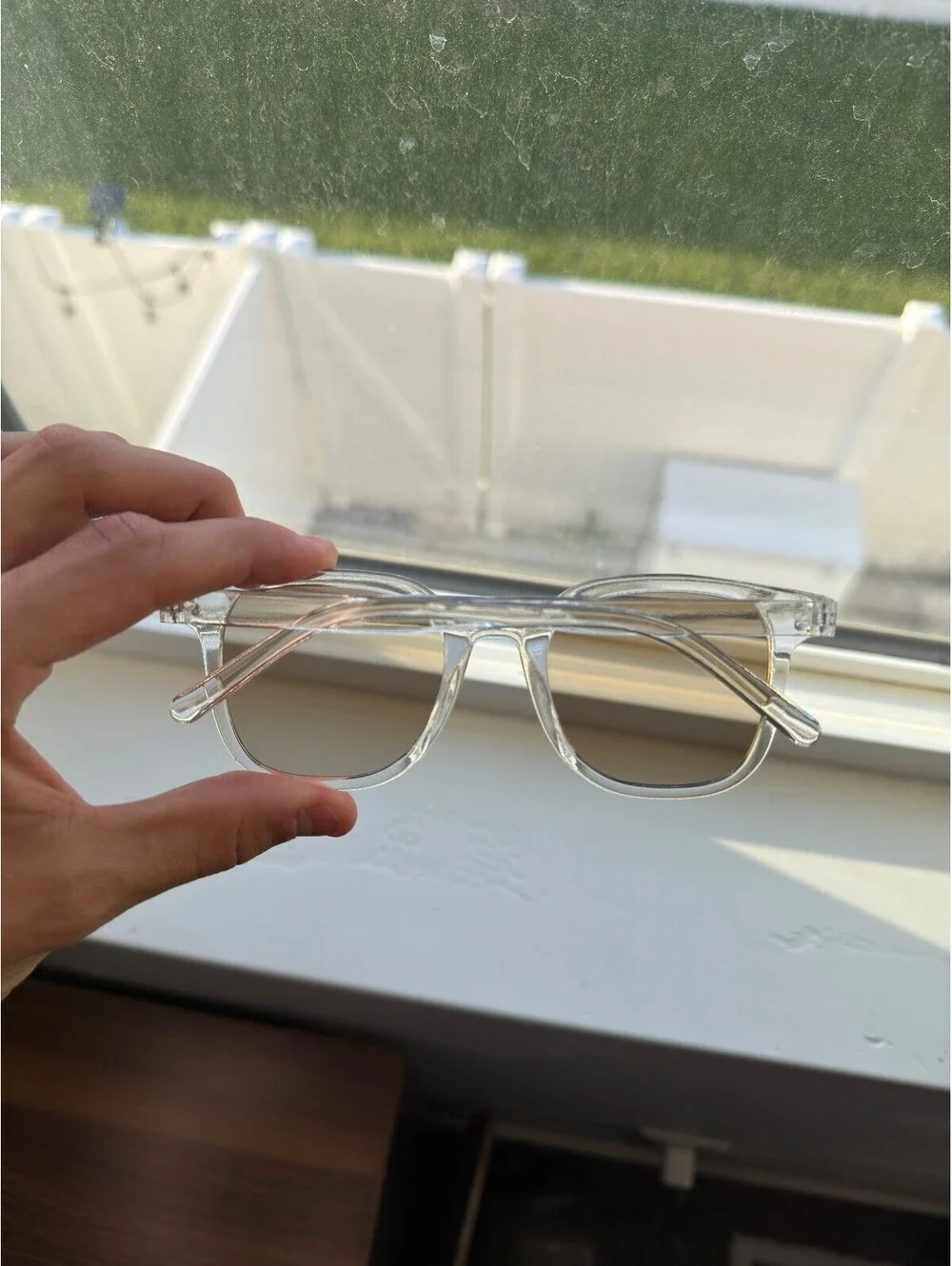 N/A clear modern